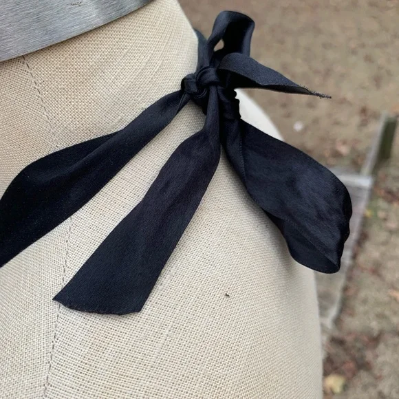 Pearl and Chain Beaded Statement Collar Necklace - Picture 10 of 10